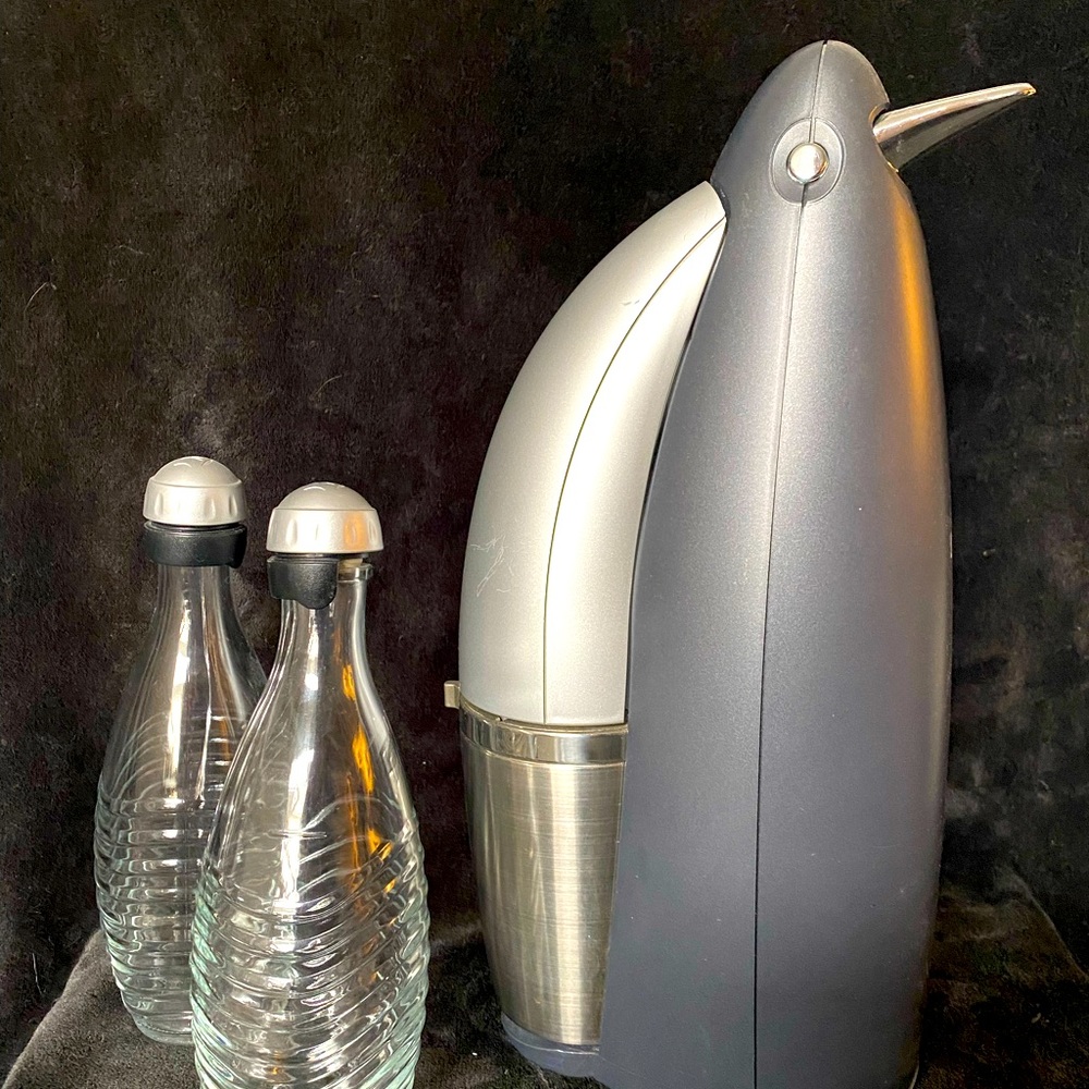 The Penguin, carbonated water maker by Soda Stream